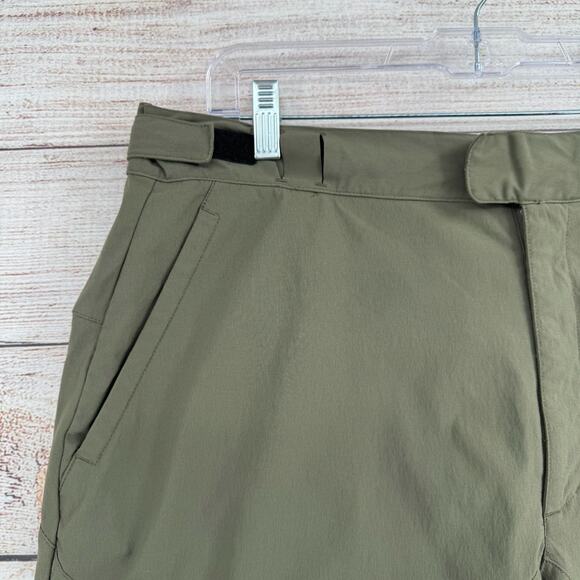 Vintage Adidas Hiking Shorts Men's Size 40 Olive Green Adjustable Waist - Picture 3 of 10